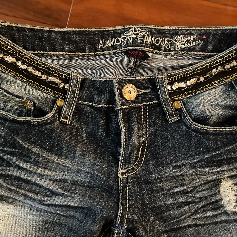 Women’s Fashion Jeans Size 0 Almost Famous Always Fabulous